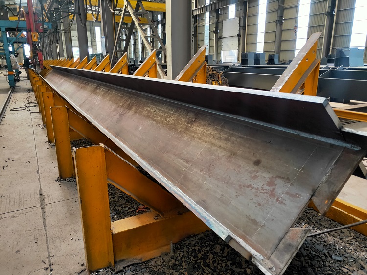 山西鋼結(jié)構(gòu)生產(chǎn)廠家，鋼結(jié)構(gòu)施工安裝企業(yè)