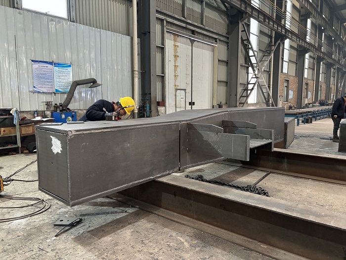 山西鋼結(jié)構(gòu)公司，找山西盛大鋼構(gòu)28年老廠專業(yè)承包資質(zhì)